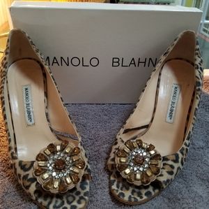 MANOLO BLAHNIK LEOPARD 39.5